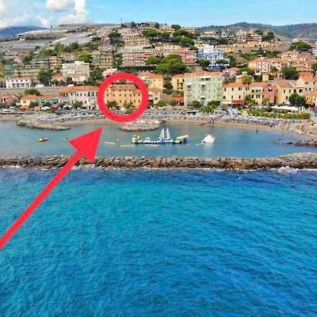 Casa Nana Apartment Santo Stefano al Mare Bagian luar foto