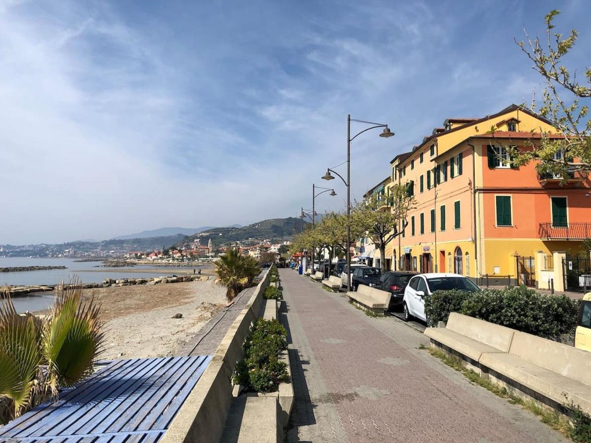 Casa Nana Apartment Santo Stefano al Mare Bagian luar foto